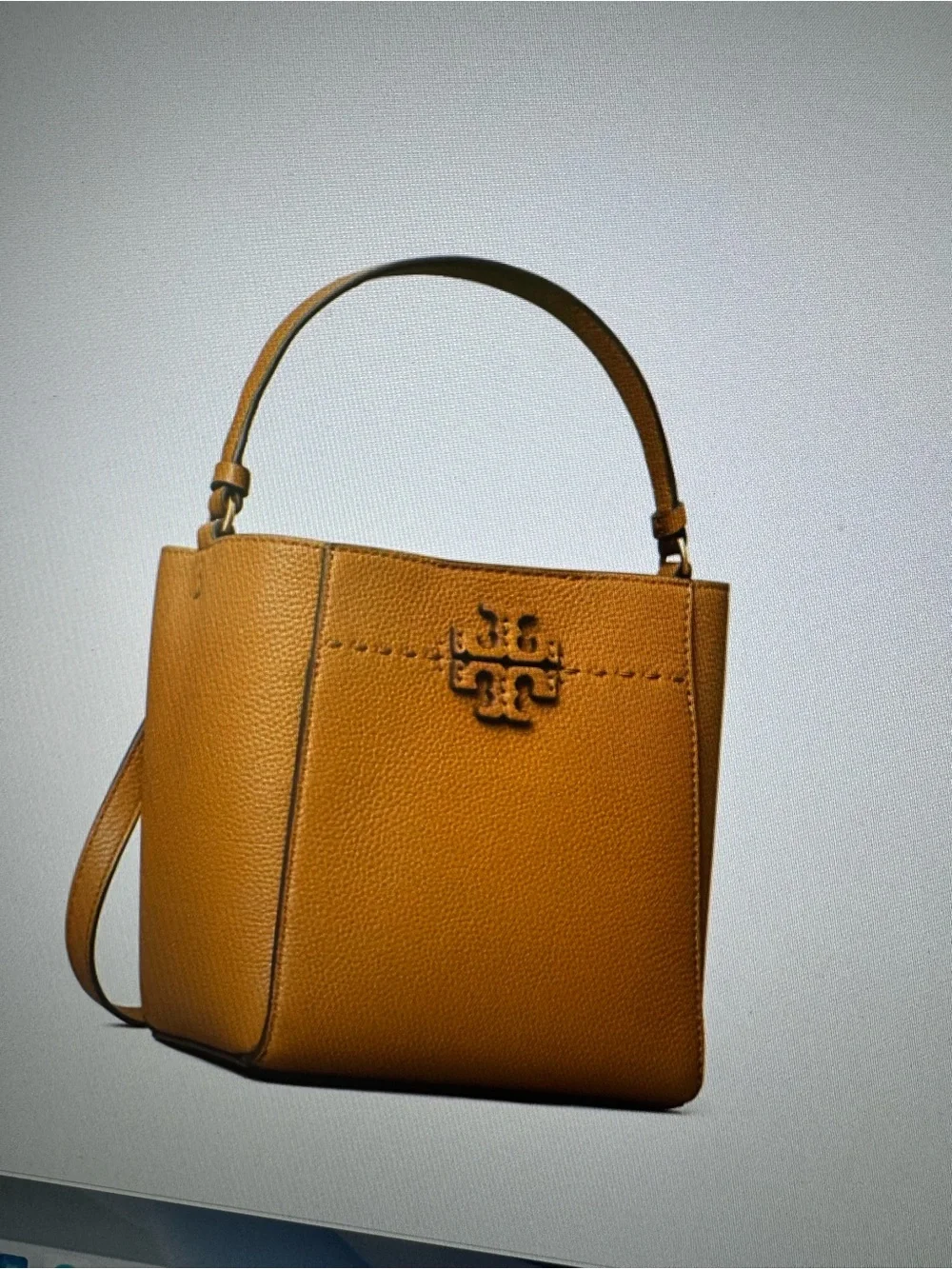 Tory Burch compact pebbled